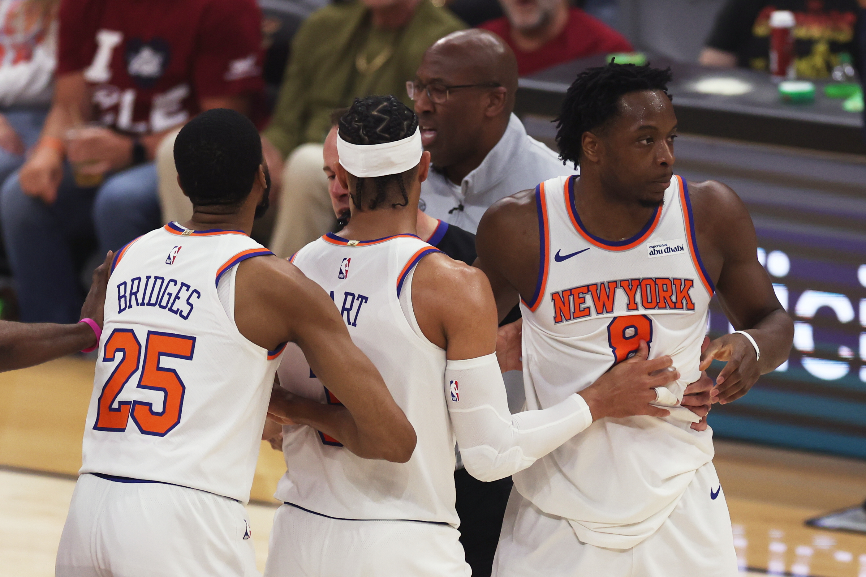 New York Knicks'ten tarihi başarı! 27 yıl sonra NBA finalinde