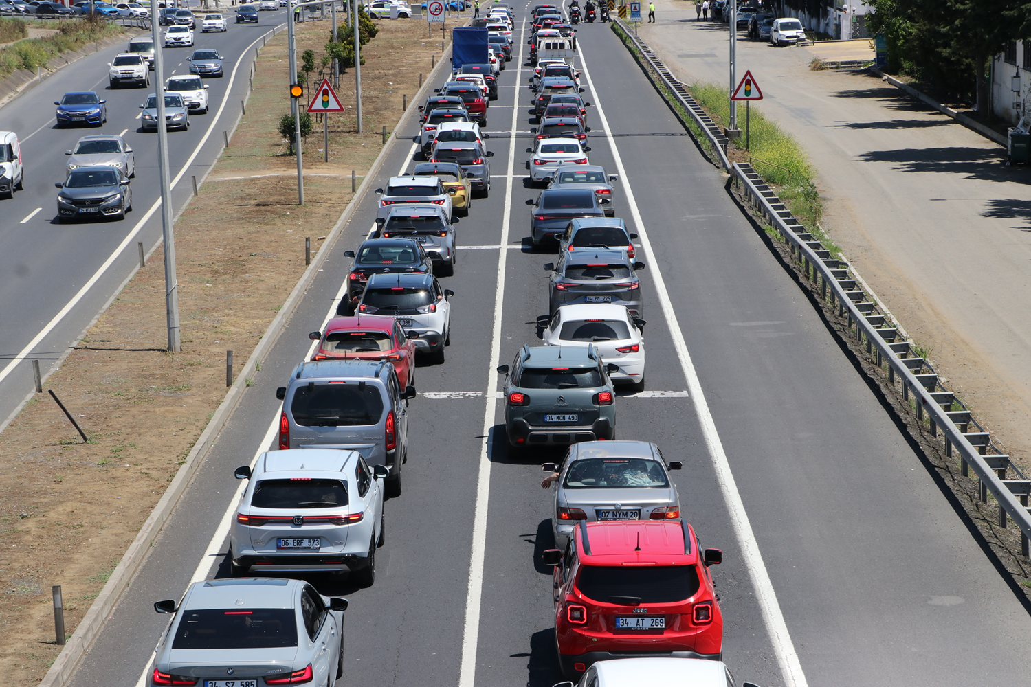 Bayram tatili sona eriyor! Tekirdağ'da kilometrelerce yoğunluk