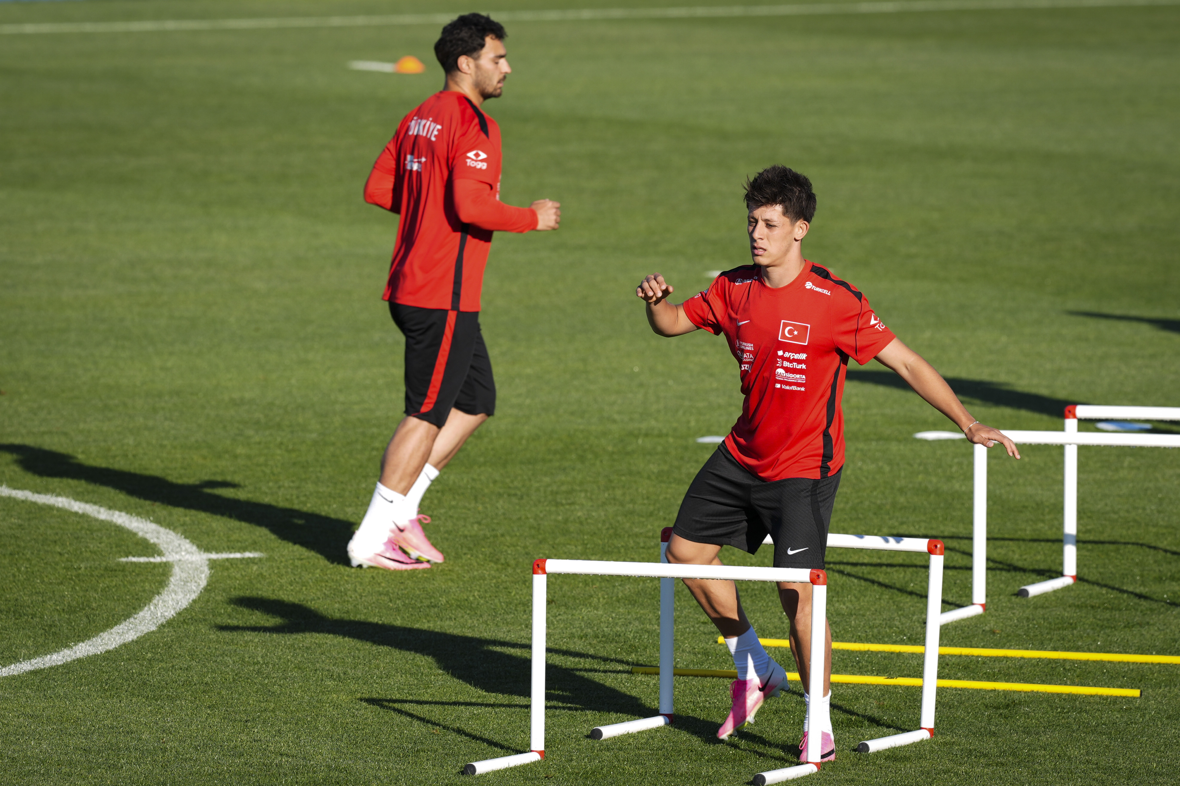 Milliler, Kuzey Makedonya maçının hazırlıklarını sürdürüyor