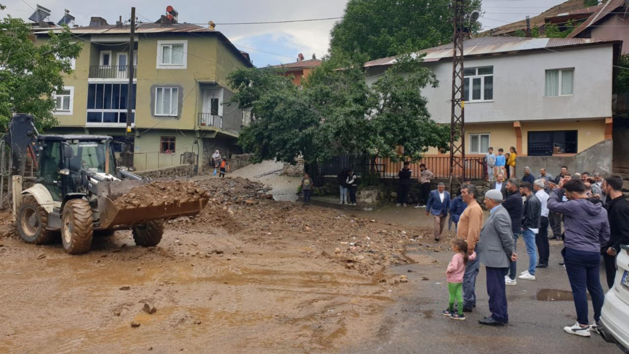 Tokat'ta taşkın tedbirleri sürüyor: Bir okul ve taşımalı eğitime 2 gün ara