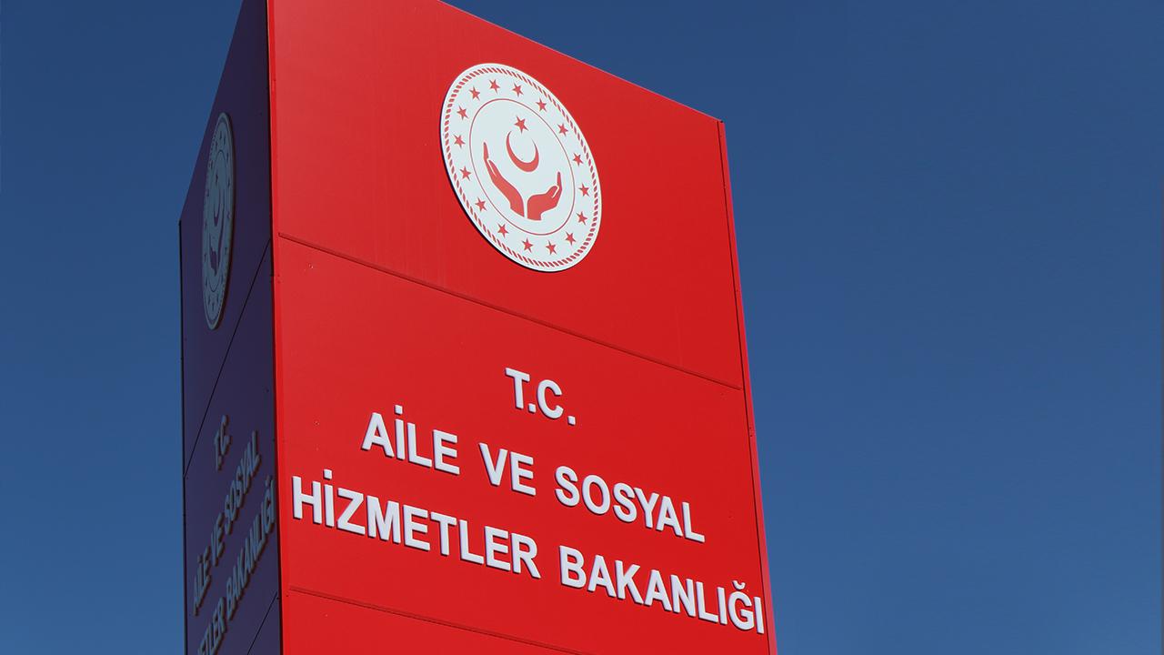 Aile ve Sosyal Hizmetler Bakanlığı'nda beklenen liste açıklandı: 680 kişi için süreç tamamlandı