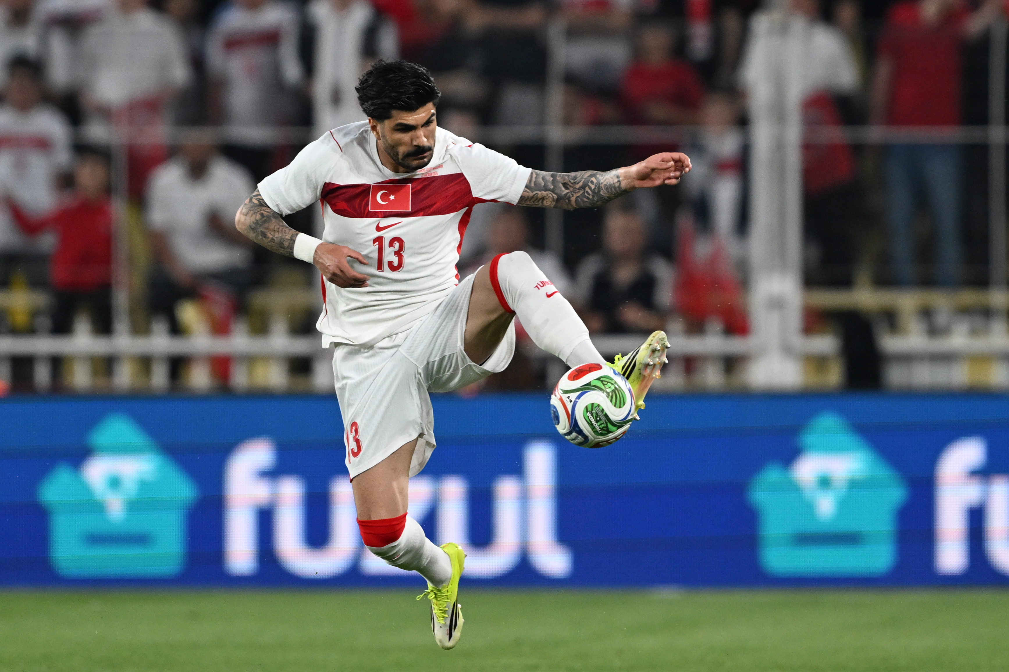 Eren Elmalı'dan sevindiren haber!