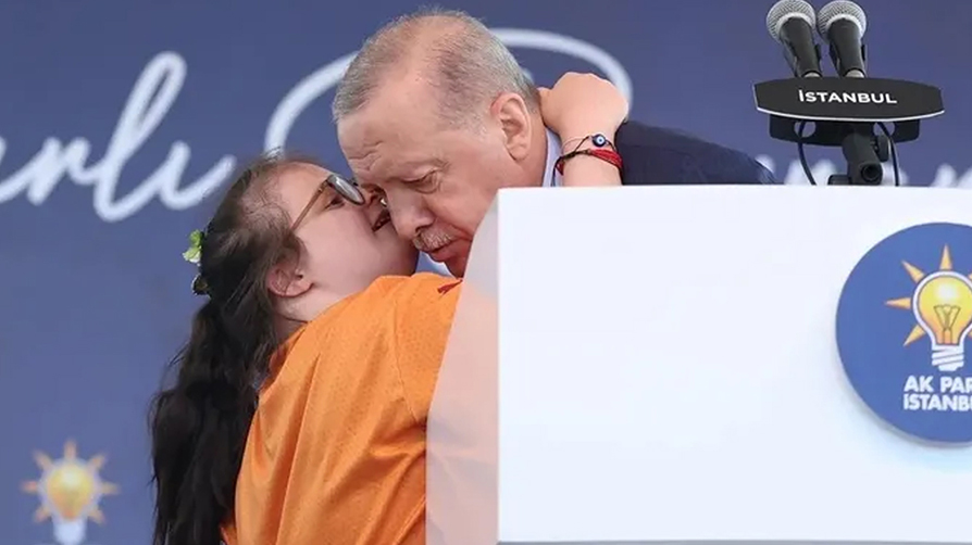 Havva'nın sevgisini annesi böyle anlattı: Millet tatile biz Erdoğan'a koşuyoruz
