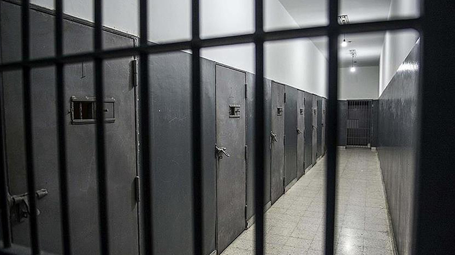 Kur'an-ı Kerim okuyana tecrit cezası! Soykırımcı İsrail'in zulmü katlanıyor
