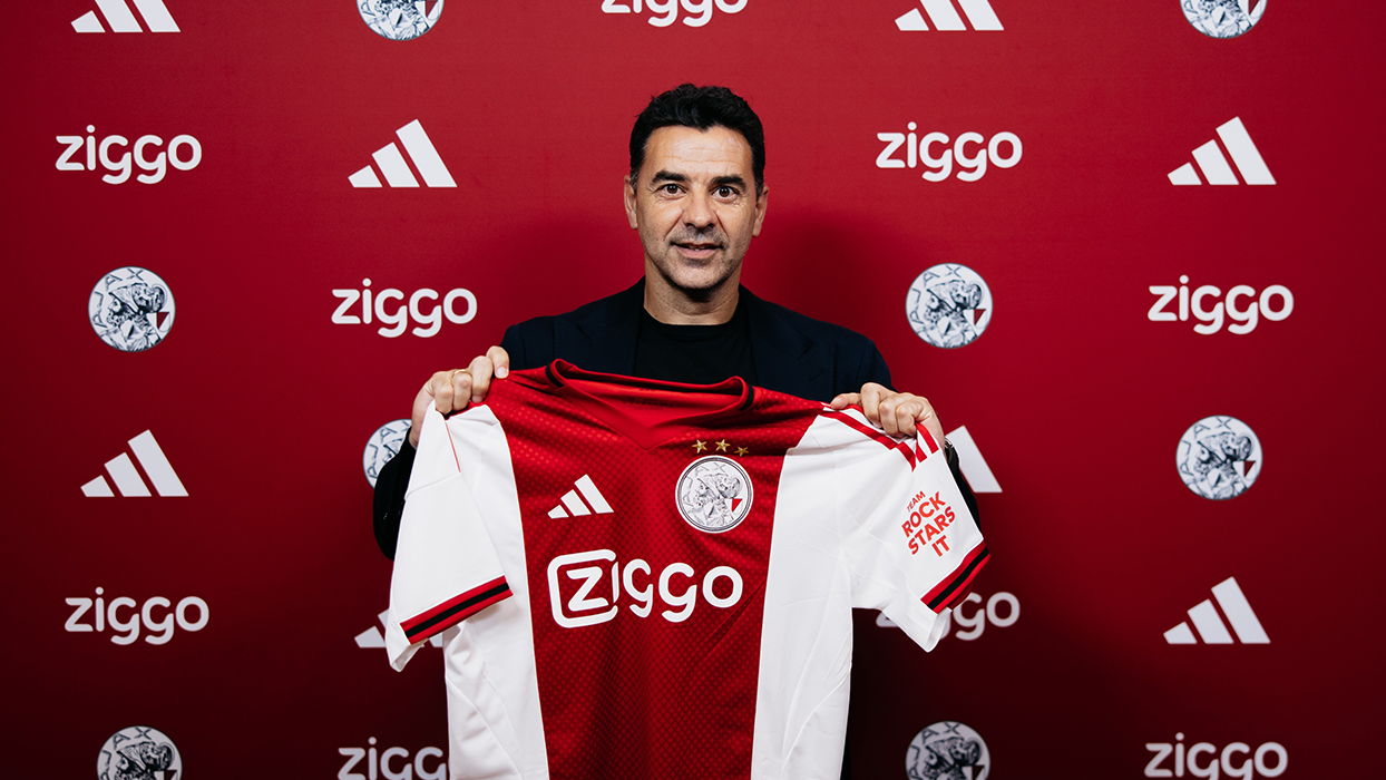 Ajax'ta teknik direktörlüğe Michel getirildi
