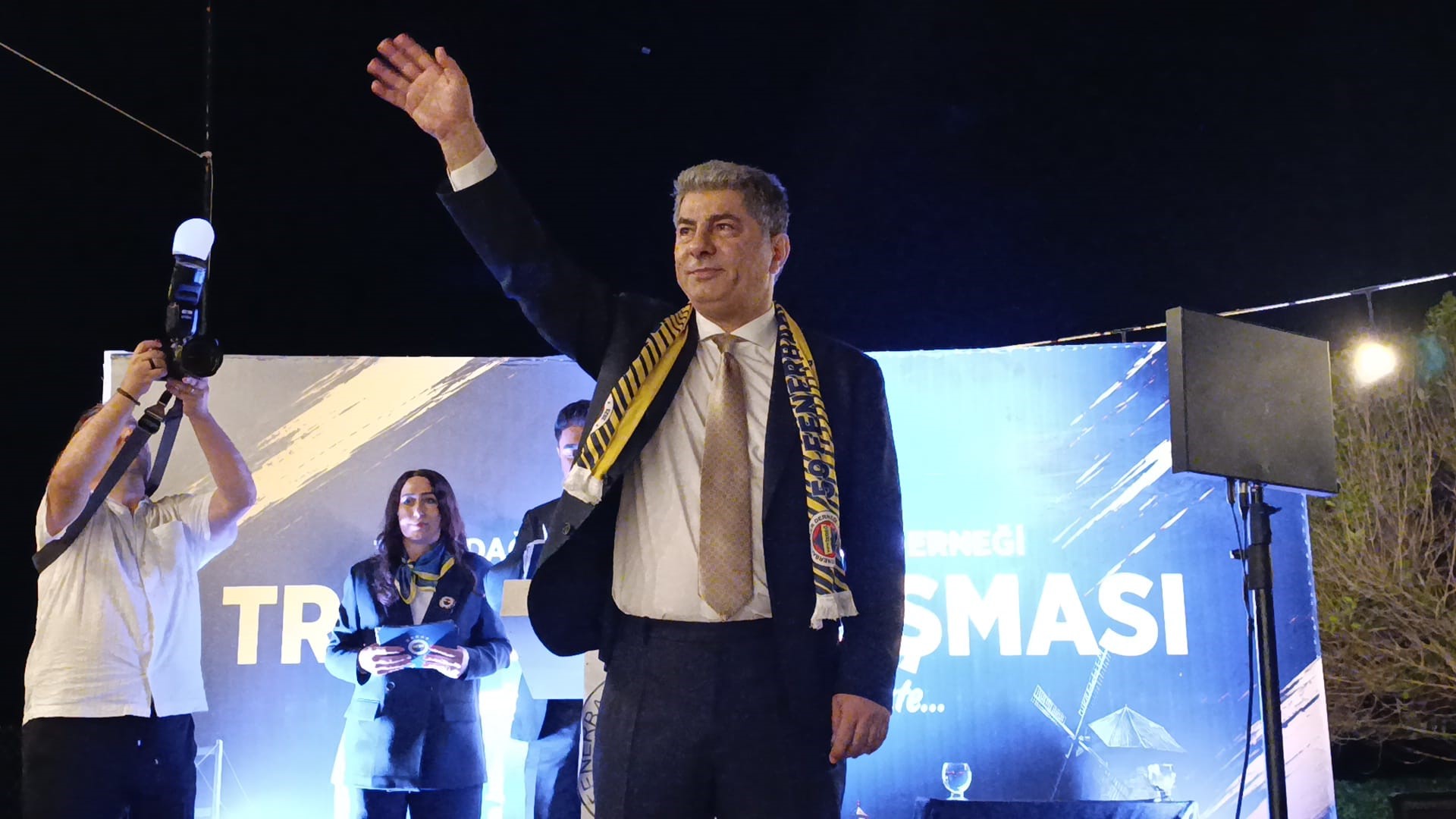 Hakan Safi: Tarihin en iyi kadrosunu kuracağız