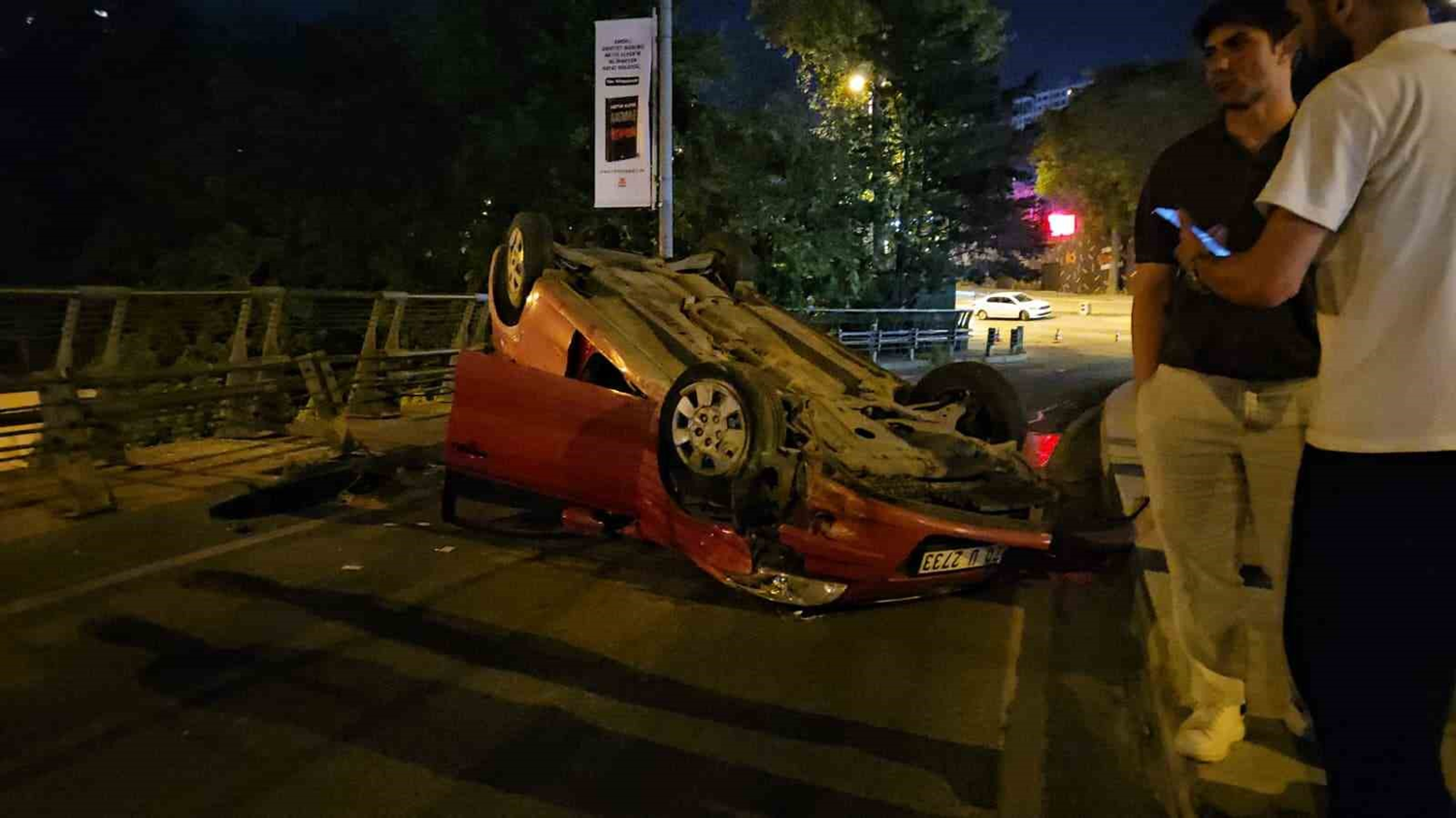 Şişli'de alkollü sürücü yoluna çıkan köpeğe çarpmamak için takla attı