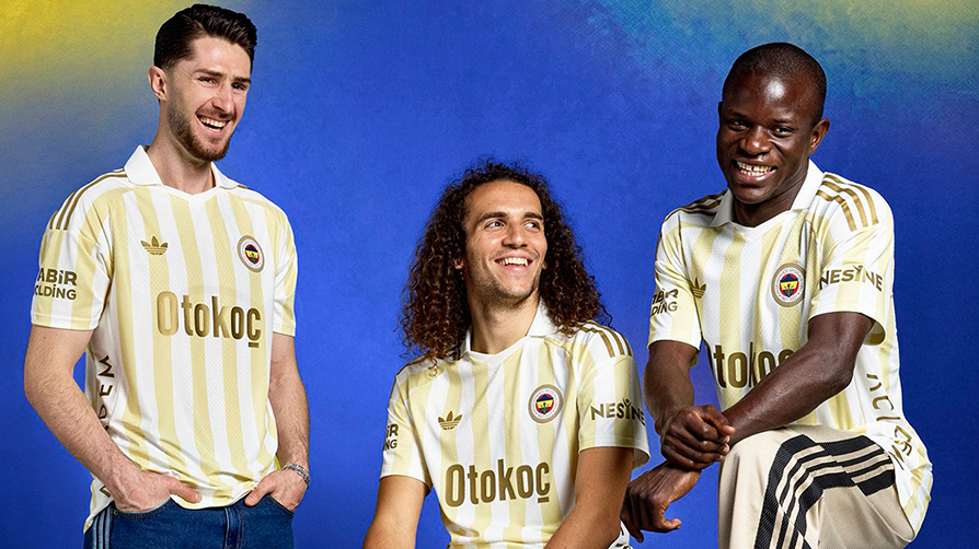 120. yıl koleksiyonu görücüye çıktı! Fenerbahçe formalarını tanıttı