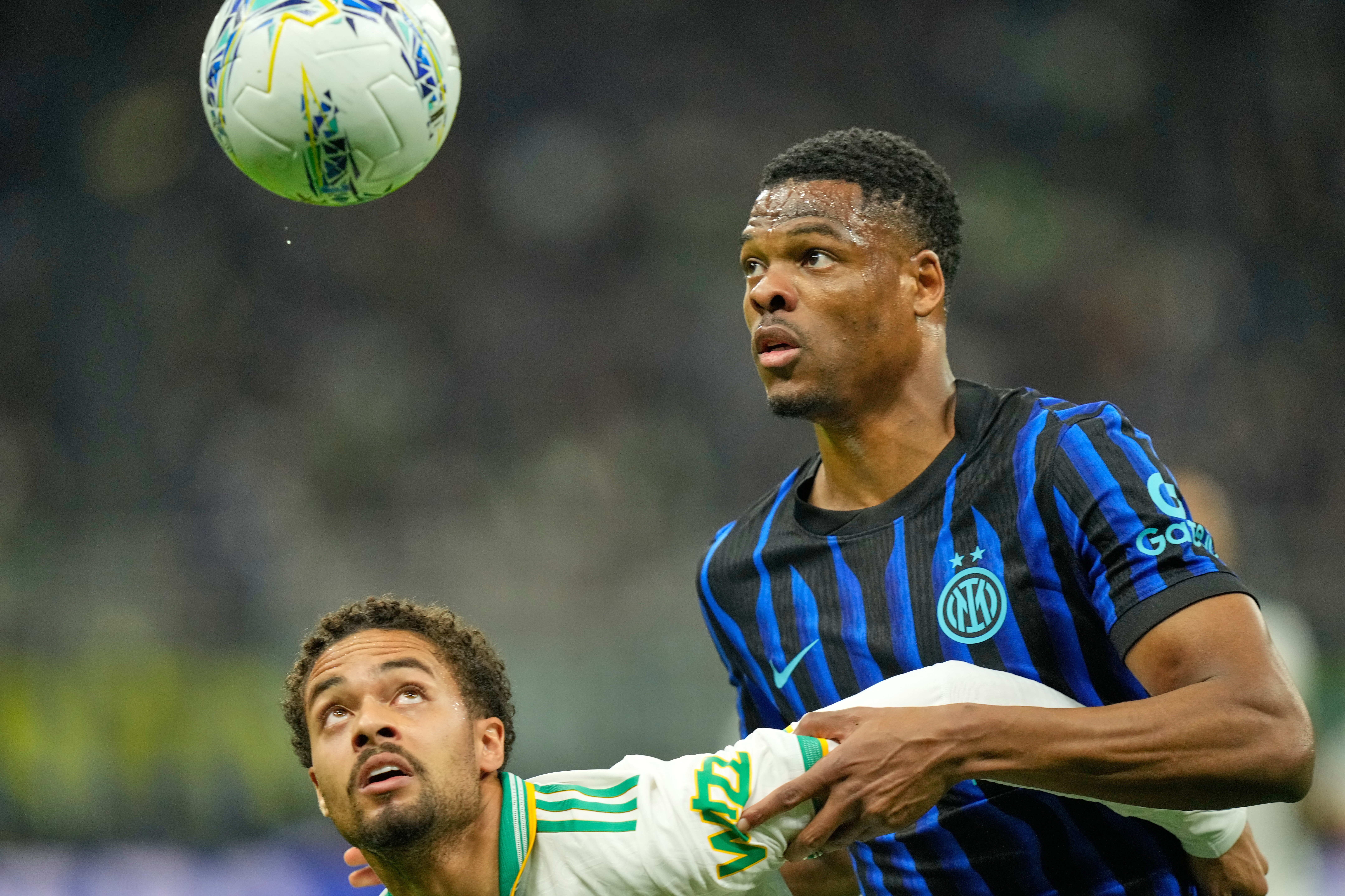 Anlaşma sağlandı! Real Madrid'de ilk transfer: Denzel Dumfries