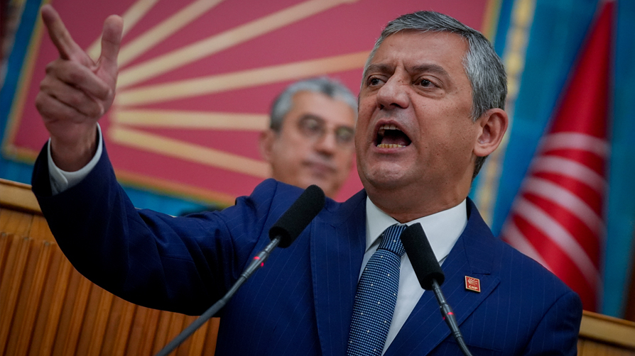 Özgür Özel'den açık iftira! Türkiye'yi ABD'ye şikayet etti