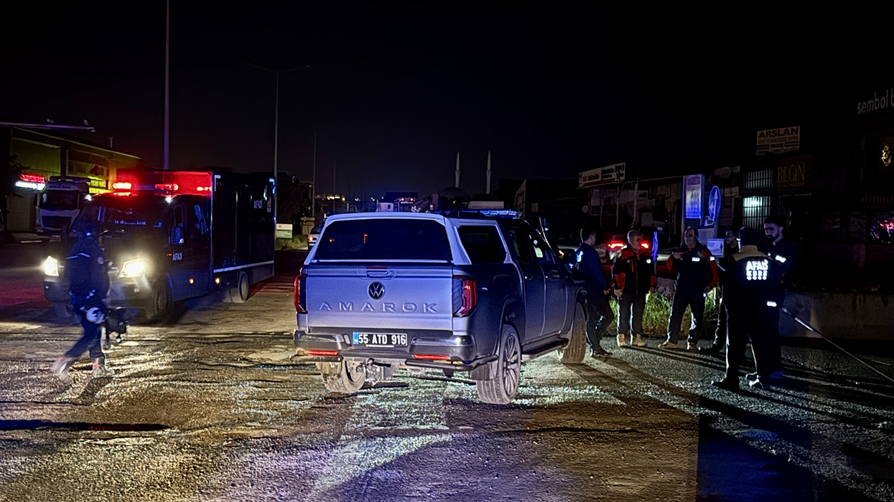 Silahlı saldırı sonrası kimyasal alarm! 6 polis hastaneye kaldırıldı