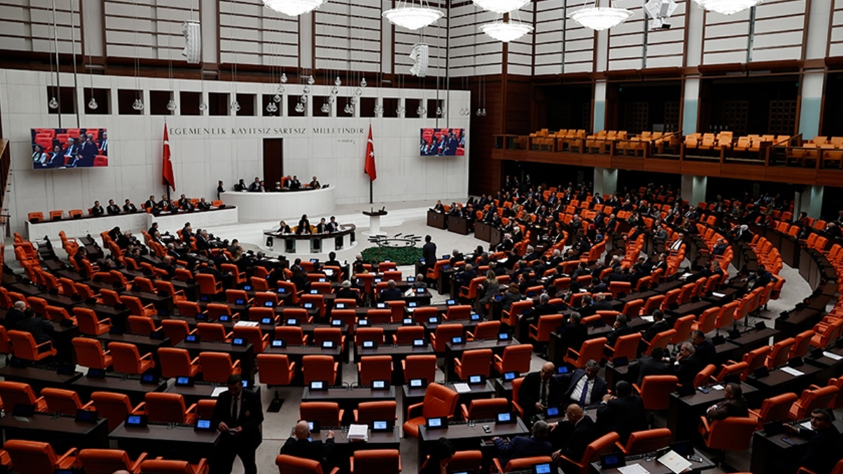 TBMM'den kritik düzenlemeler: Çeltik tarlaları ve alkollü içkiler için yeni kurallar