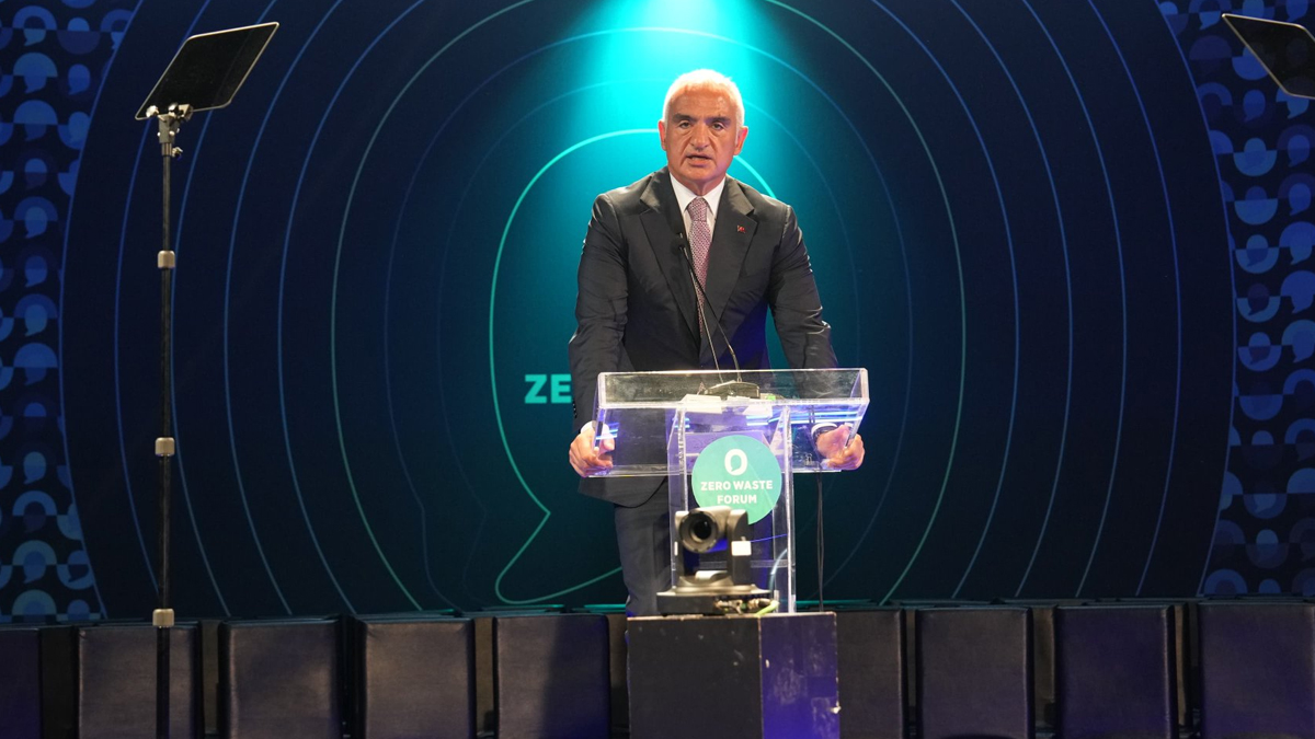Bakan Ersoy: 90 milyon ton atık geri kazandırılarak 365 milyar lira katkı sağlanmıştır
