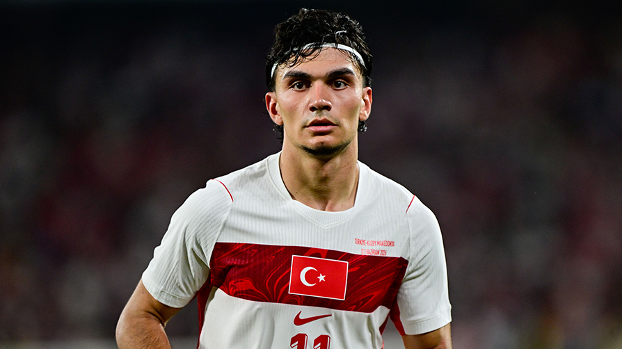 Galatasaray kesenin ağzını açtı! Aslan, Can Uzun'u bekliyor