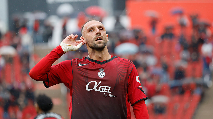 Aziz Yıldırım sözünü tuttu! İlk transferini bitirdi