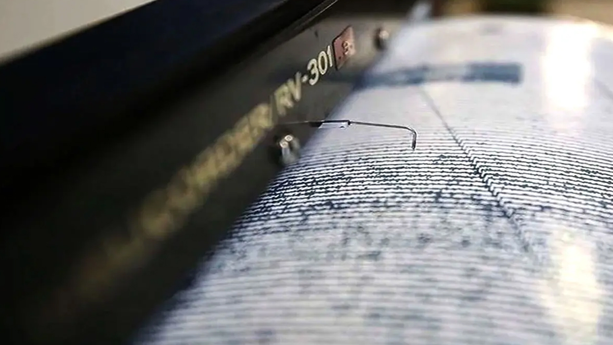 Yunanistan beşik gibi sallandı! 5,2 büyüklüğündeki deprem ha
