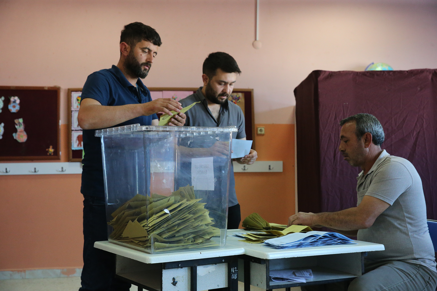 Ara seçimde Cumhur İttifakı rüzgarı: 5 beldeyi açık farkla k