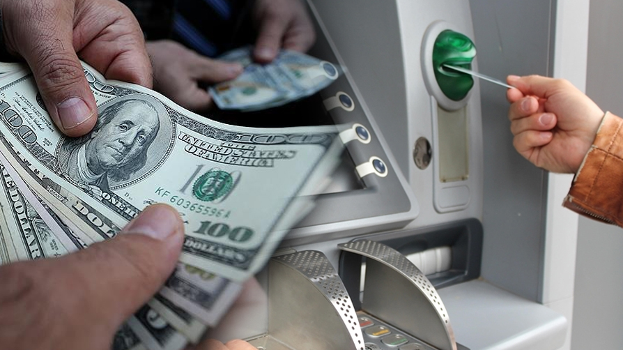Banka ATM'lerini kullandılar! Sahte dolar şebekesi çökertild