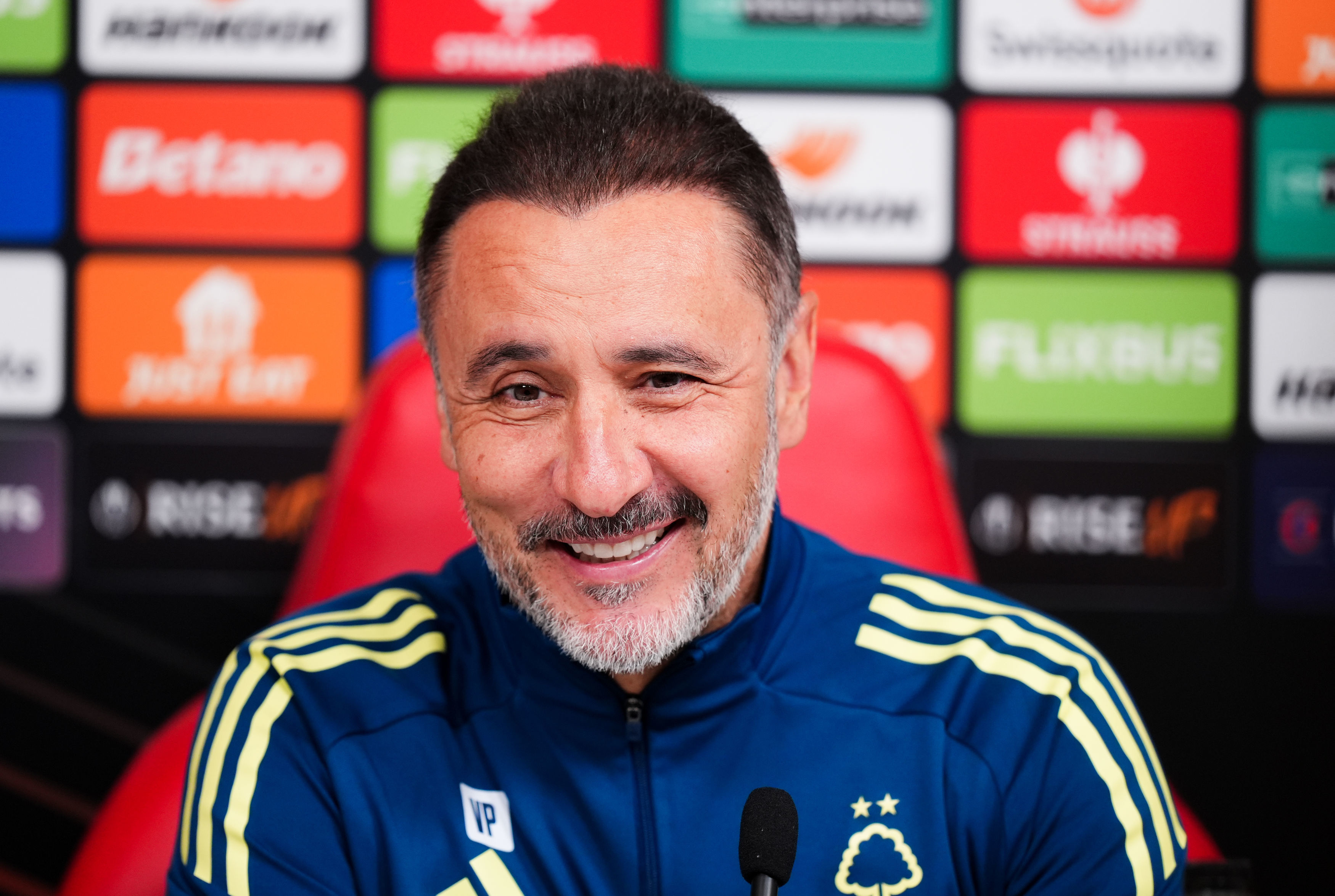 Al Hilal'in gündeminde Vitor Pereira var