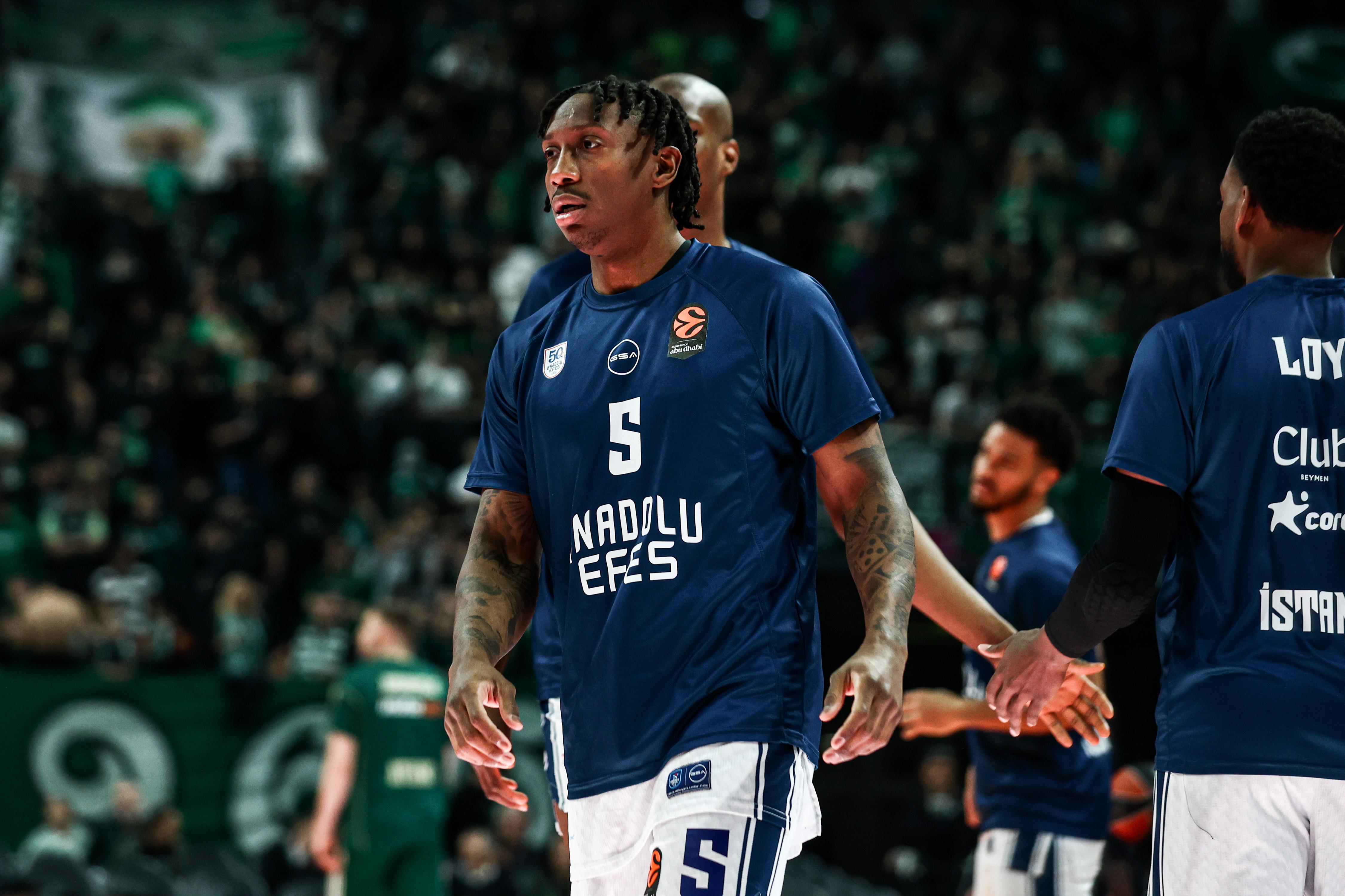 Anadolu Efes'te Saben Lee dönemi sona erdi