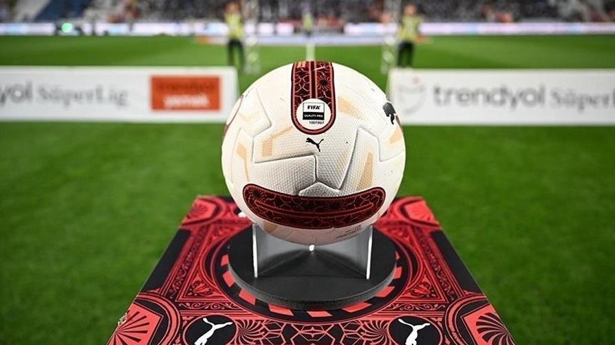 Süper Lig ekibinden resmi açıklama! Teknik direktö