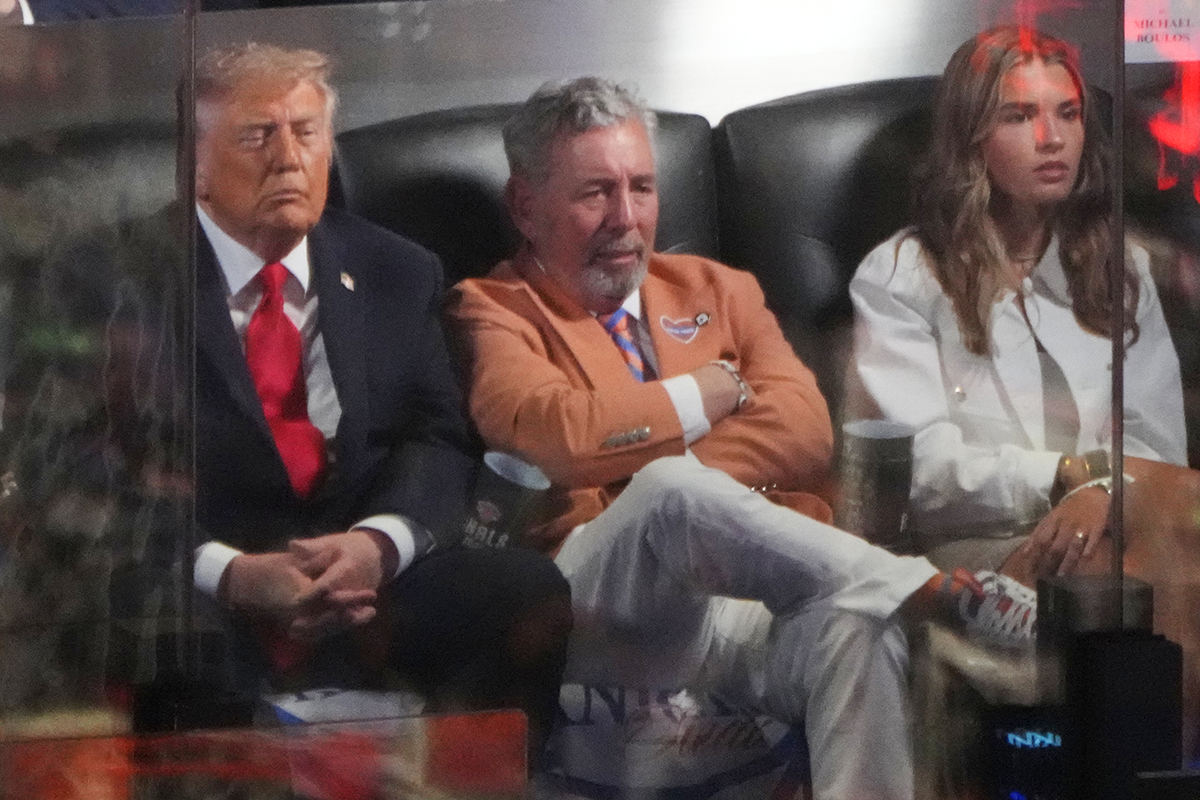 Trump, NBA final maçında seyirciler tarafından yuh