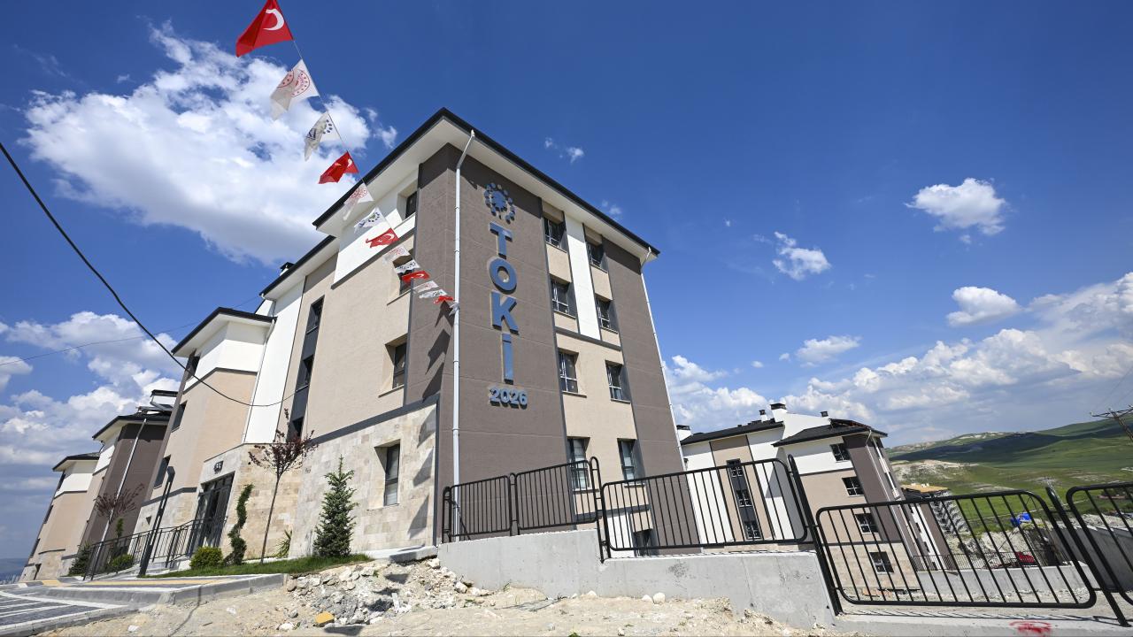 64 ilde 20 bin kurasız konut! Satışlar pazartesi g