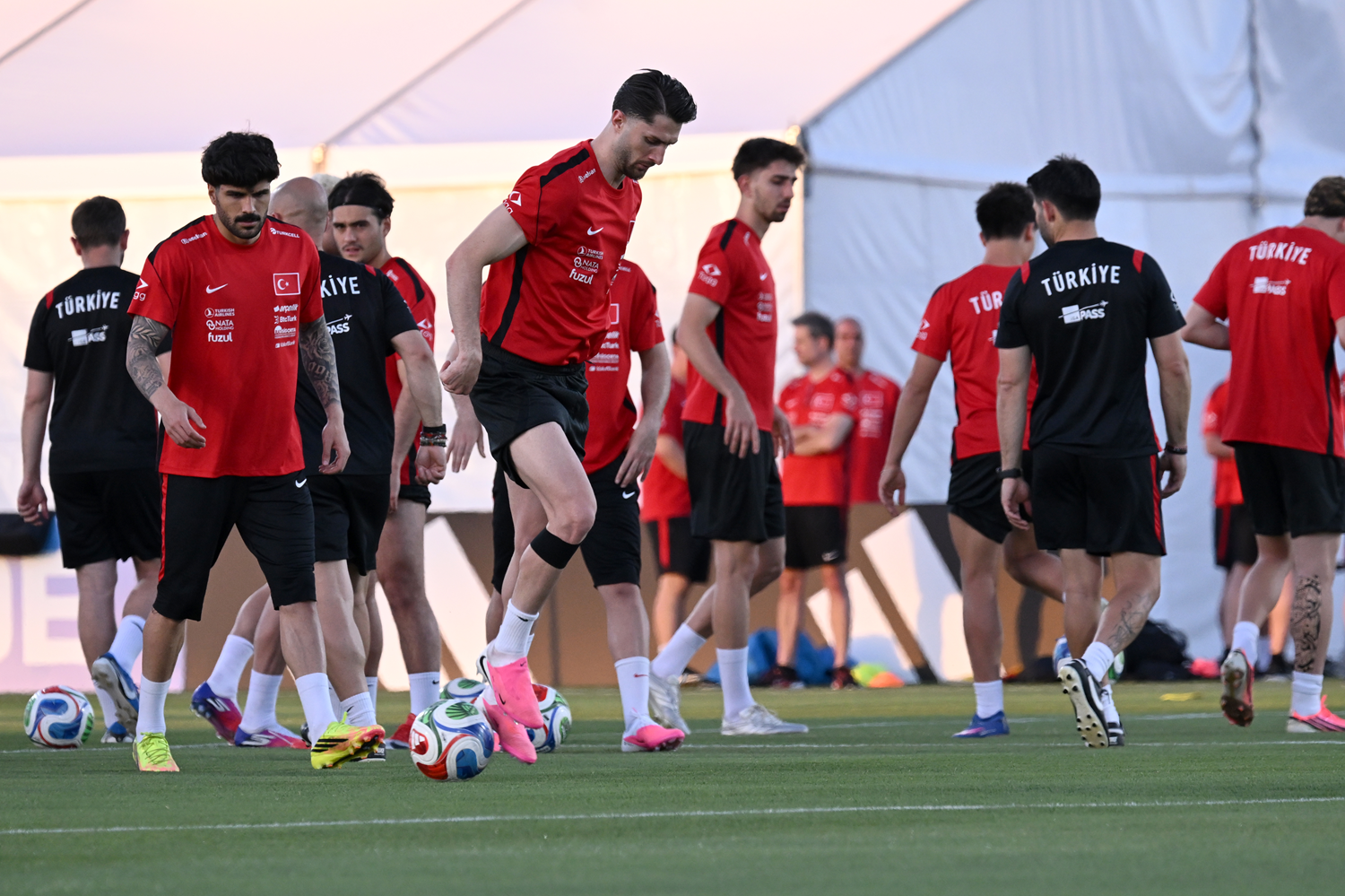 A Milli Futbol Takımı Avustralya maçına hazırlanıy