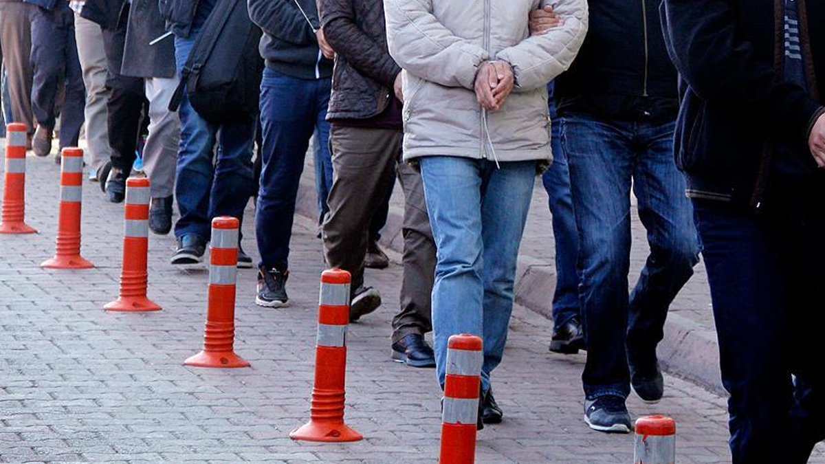 Bursa merkezli helikopter destekli dev operasyon: 17 zehir t