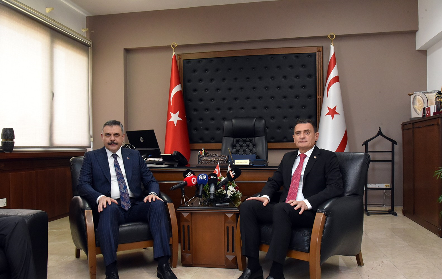 İçişleri Bakanı Çiftçi, KKTC İçişleri Bakanı Oğuz'u ziyaret 