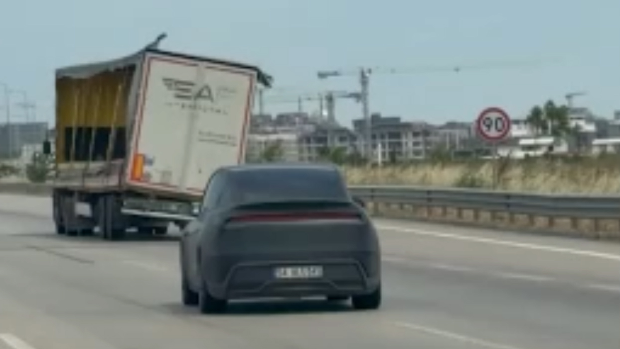 Tehlikeye davetiye çıkardı! Bursa'da trafikte akılalmaz görü