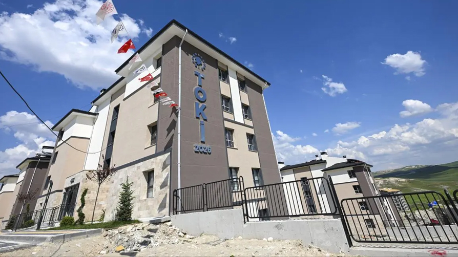 TOKİ'den 64 ilde 20 bin kurasız konut! Satışlar iç
