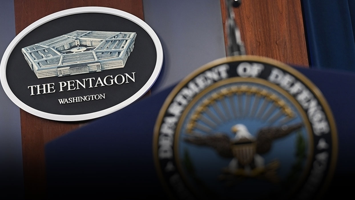 Pentagon'da alarm: Zehirli madde şüphesiyle katlar