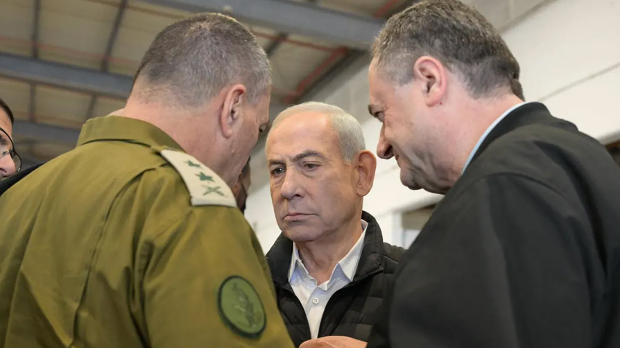Katil İsrail kabinesinde büyük kriz! Netanyahu, Genelkurmay Başkanı Zamir'i azarladı