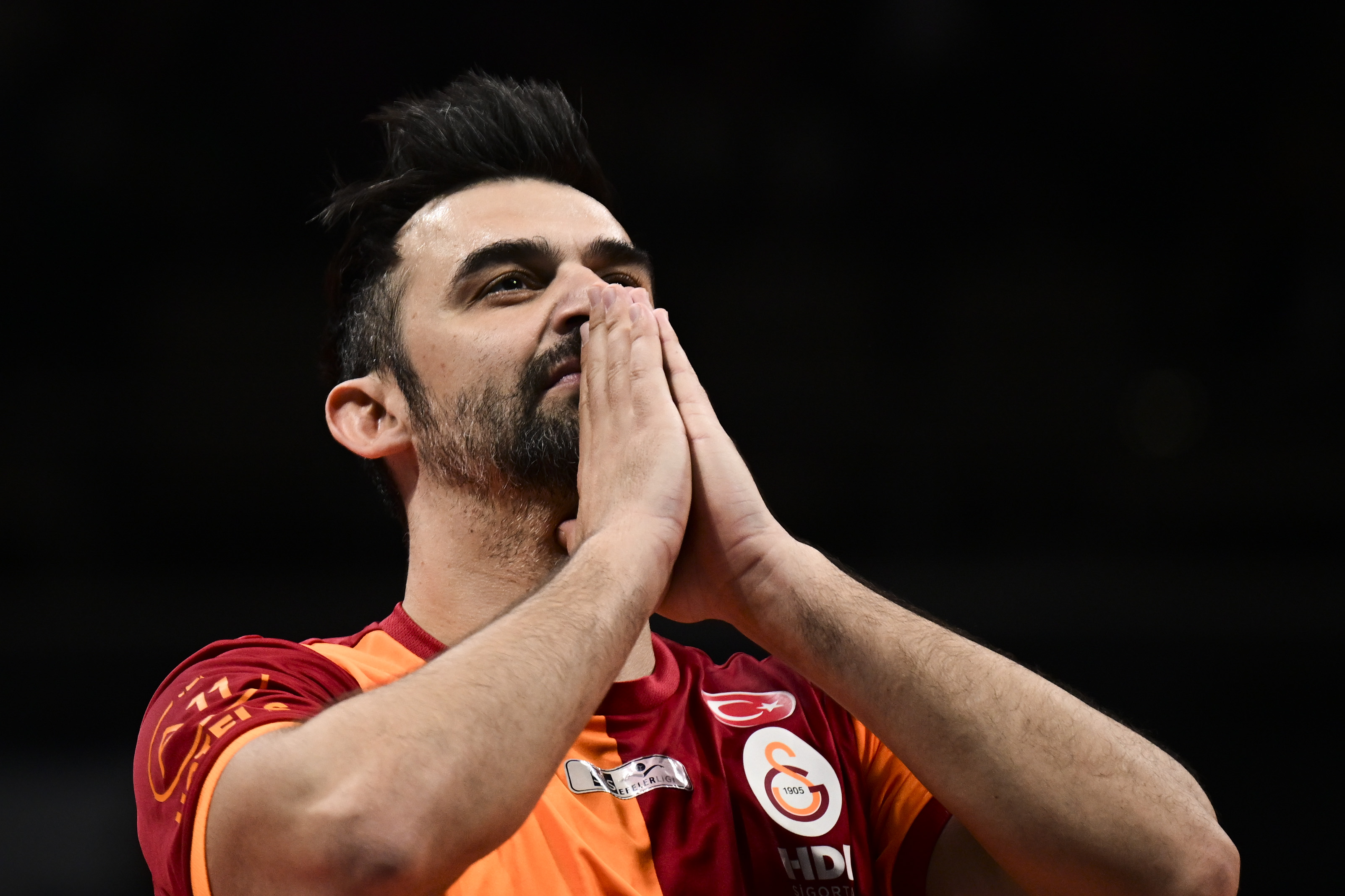 Galatasaray, Arslan Ekşi'nin sözleşmesini uzattı