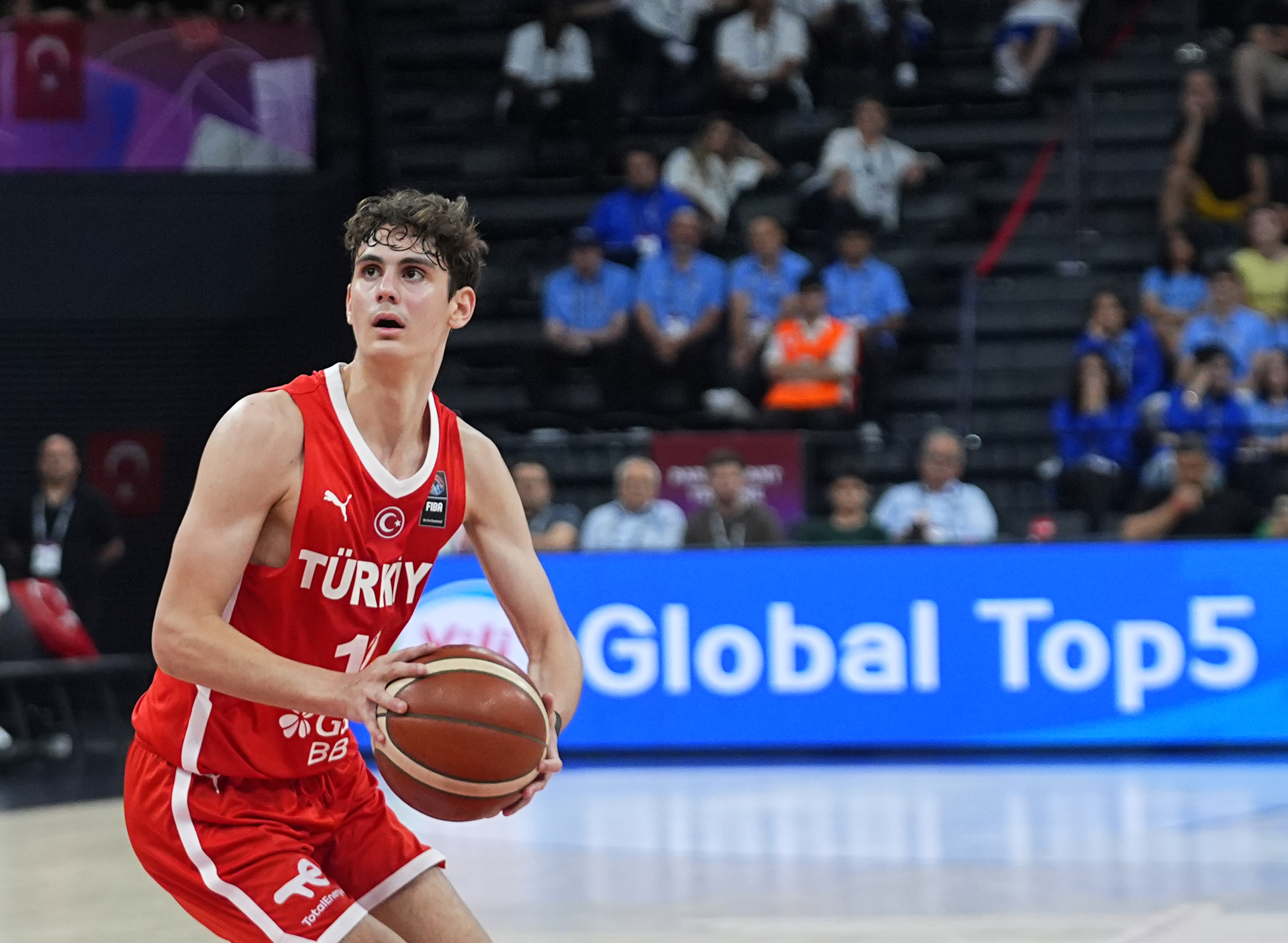 Ömer Kutluay tarihe geçti! Türk basketbolunda bir ilki başardı…