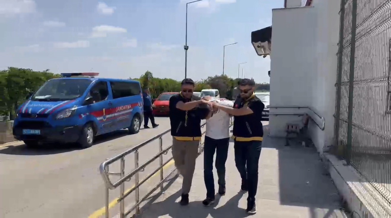 Saldırgandan "korkutmak için yaptım" savunması: Kadın kılığına girip kurşun yağdırdı!