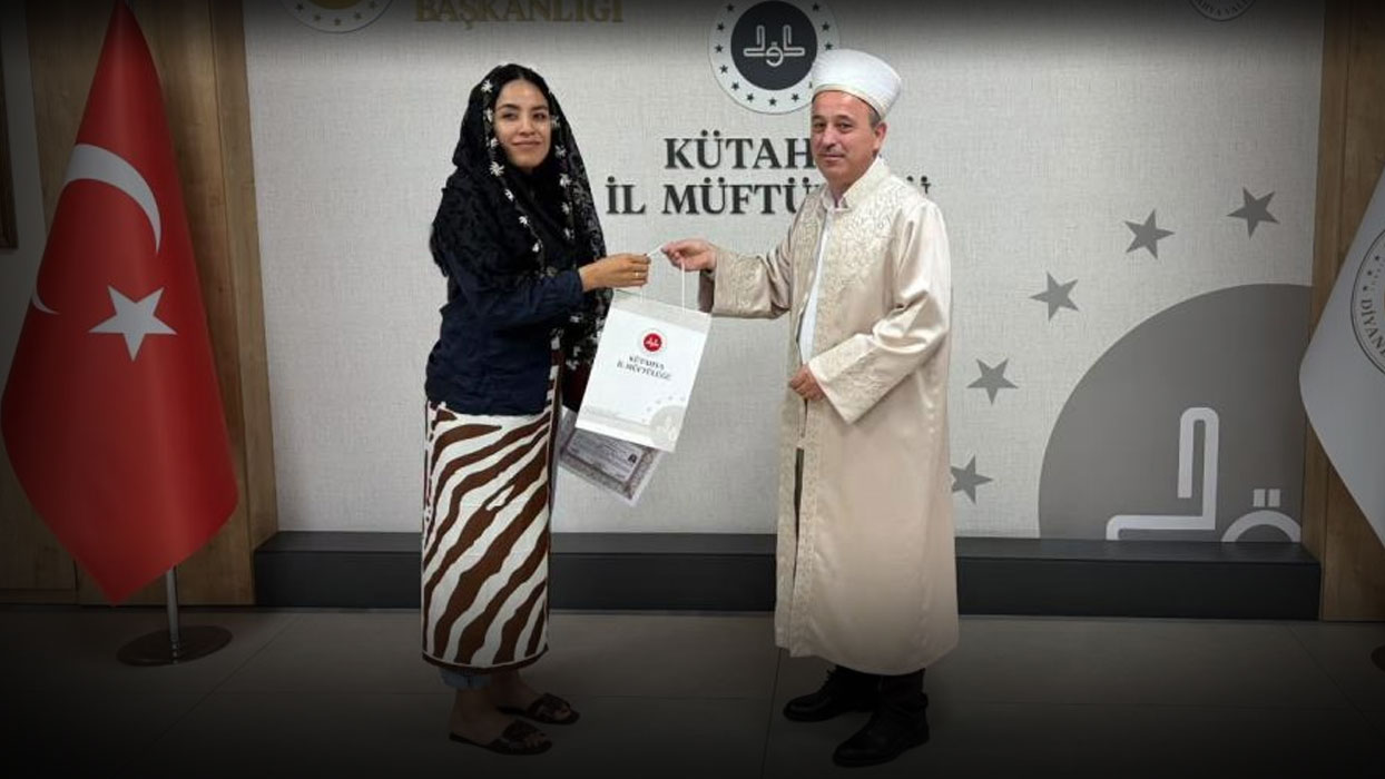 Meksika'dan Kütahya'ya uzanan hidayet yolu: Rubi Martinez Müslüman olup 'Ayşe' adını aldı