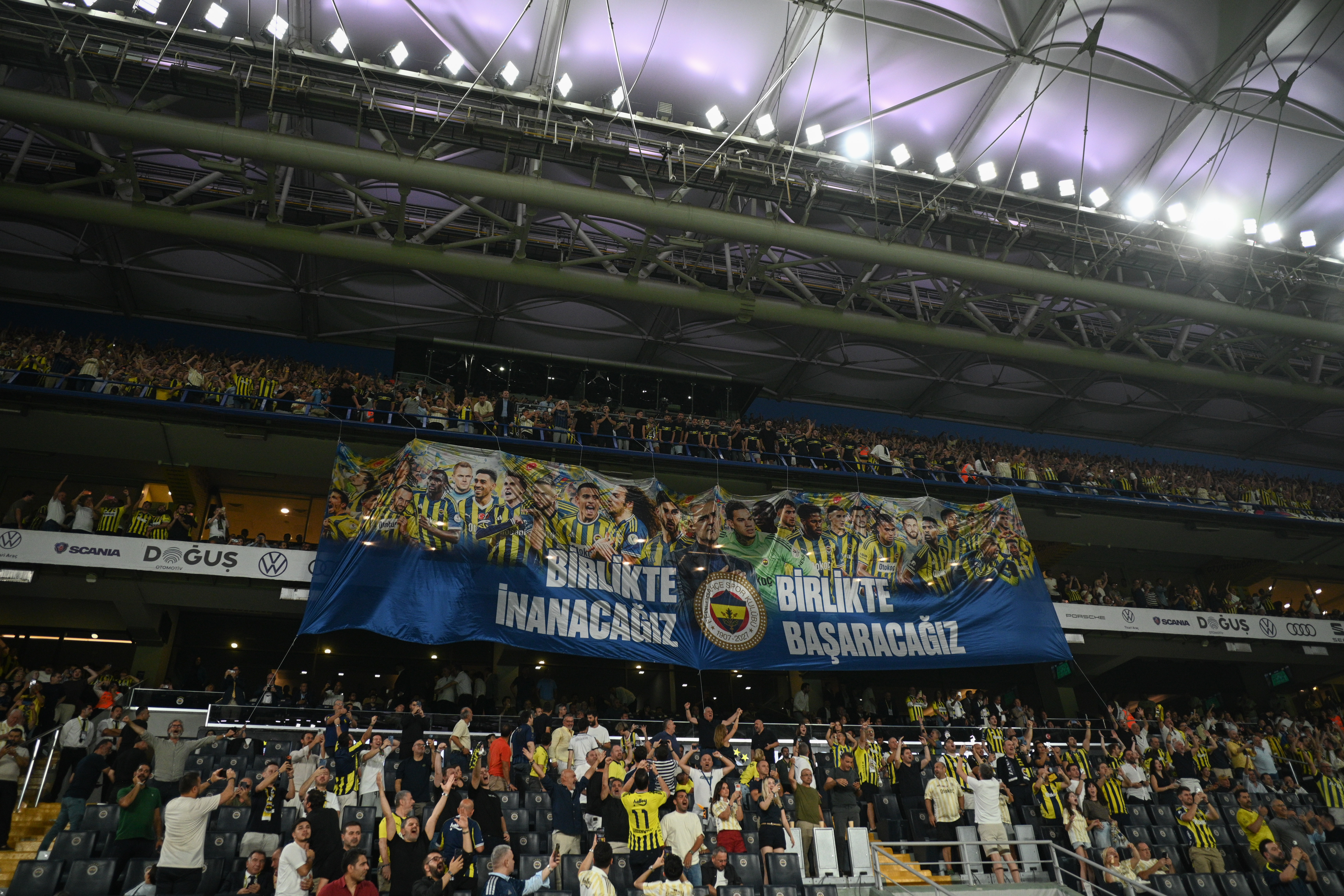 Fenerbahçe taraftarından Gornik Zabrze maçına büyük ilgi
