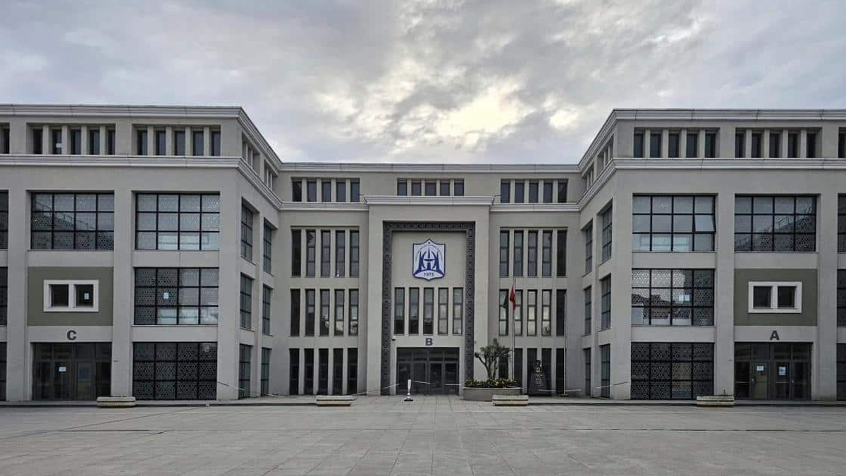 Kadıköy Anadolu İmam Hatip Lisesi'nden YKS'de çifte başarı
